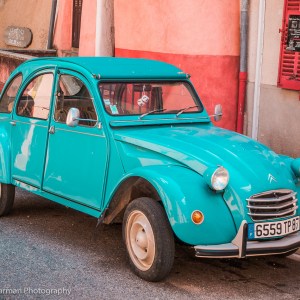 A Citroen 2CV in Southern France. digital-photography-tuition